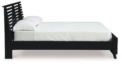 Danziar Queen Slat Panel Bed - Image 5
