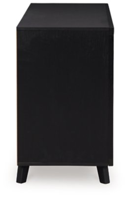 Danziar King Panel Bed, Dresser and 2 Nightstands - Image 5