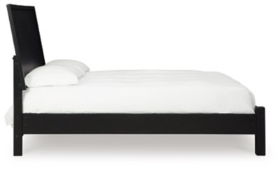 Danziar King Panel Bed - Image 5