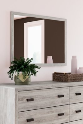 Vessalli Dresser and Mirror - Image 9