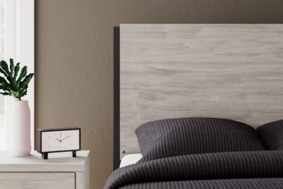 Vessalli Queen Panel Bed, Dresser, Mirror and Nightstand - Image 25