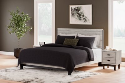 Vessalli King Panel Bed, Dresser and Mirror - Image 22