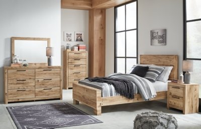Hyanna Full Panel Bed, Dresser and Mirror - Image 10