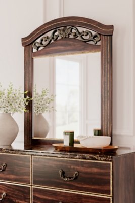 Glosmount Dresser and Mirror - Image 9