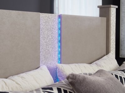 Surancha King Poster Bed, Dresser, Mirror and Nightstand - Image 22