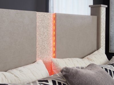 Surancha King Poster Bed, Dresser, Mirror and Nightstand - Image 21