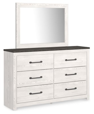 Gerridan King Panel Bed with Mirrored Dresser and Nightstand - Image 3