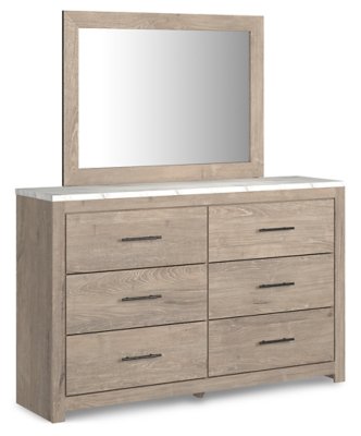 Senniberg Queen Panel Bed, Dresser and Mirror - Image 3