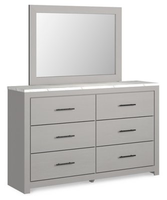 Cottonburg Queen Panel Bed, Dresser and Mirror - Image 3