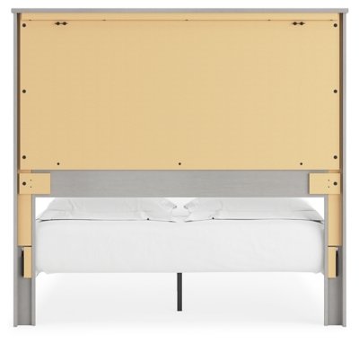 Cottonburg Queen Panel Bed, Dresser, Mirror, and Nightstand - Image 9