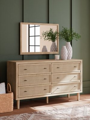 Cielden Full Panel Bed, Dresser and Mirror - Image 16