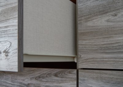 Bronyan Queen Panel Bed, Dresser, Mirror and Nightstand - Image 19