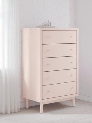 Wistenpine Chest of Drawers - Image 3