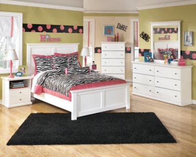 Bostwick Shoals Full Panel Bed, Dresser, Mirror, Chest, and 2 Nightstands - Image 12