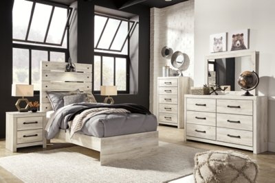 Cambeck Twin Panel Bed, 2 Dressers, 2 Mirrors and 2 Nightstands - Image 17