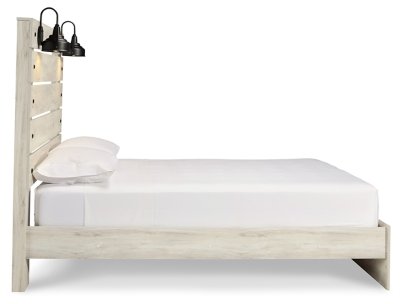 Cambeck Queen Panel Bed and 2 Nightstands - Image 3