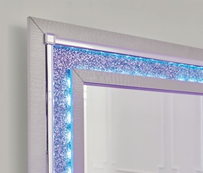 Zyniden Dresser and Mirror - Image 6
