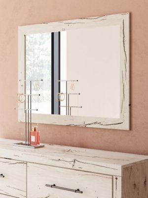 Lawroy King Panel Storage Bed, Dresser and Mirror - Image 18