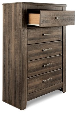 Juararo King Poster Bed, Chest and Nightstand - Image 3