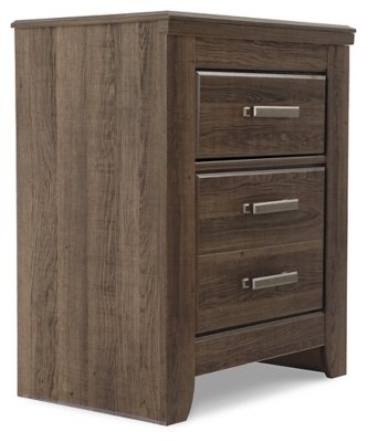 Juararo Queen Poster Bed with Mirrored Dresser and Nightstand - Image 5