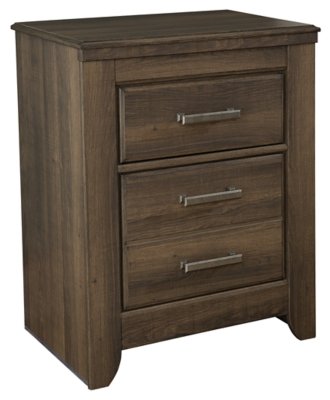 Juararo California King Poster Bed, Dresser, Mirror, Chest and 2 Nightstands - Image 10