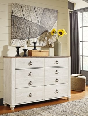 Willowton Queen Bed, Dresser, Mirror and Chest - Image 13