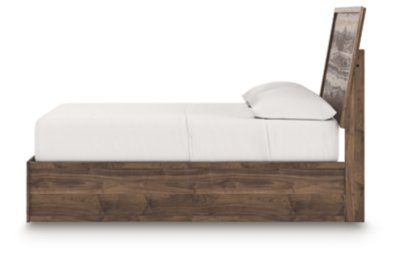 Darcalli Full Panel Bed - Image 6