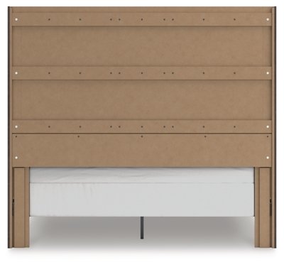 Candanew King Panel Bed - Image 6