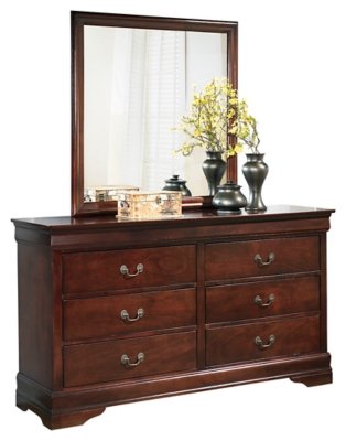 Alisdair Queen Sleigh Bed, Dresser, Mirror, and Chest - Image 3