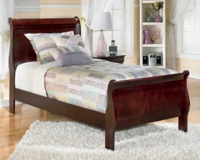 Alisdair Twin Sleigh Bed, Dresser, Mirror, Chest and Nightstand - Image 16