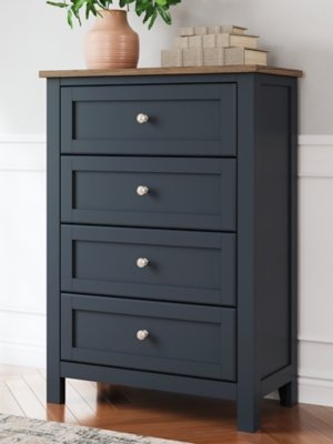 Landocken Chest of Drawers - Image 3