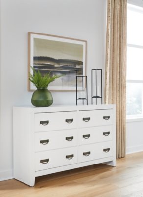 Binterglen Queen Panel Bed, Dresser and Nightstand - Image 20