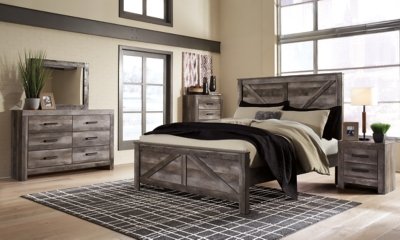 Wynnlow King Crossbuck Panel Bed, Dresser, Mirror and Nightstand - Image 10