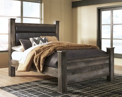 Wynnlow Queen Poster Bed, Chest and 2 Nightstands - Image 8