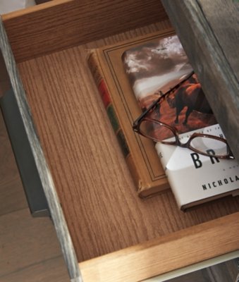 Wynnlow Chest of Drawers - Image 6