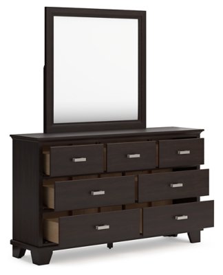 Covetown California King Panel Bed, Dresser and Mirror - Image 3