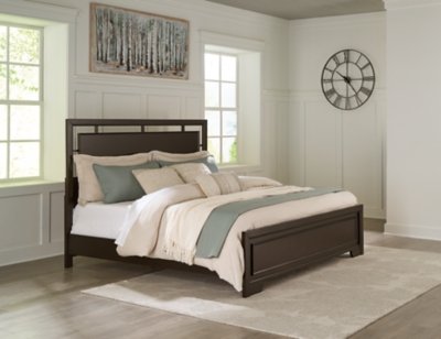 Covetown California King Panel Bed, Dresser and Mirror - Image 19