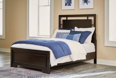 Covetown Full Panel Bed, Dresser and Mirror - Image 18
