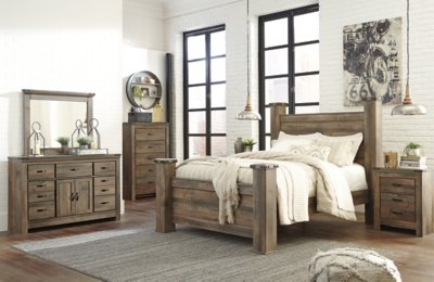 Trinell Queen Poster Bed - Image 5