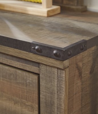 Trinell Chest of Drawers - Image 4