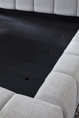 Wisperport Queen Upholstered Bed - Image 6