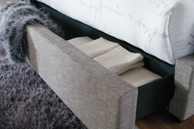 Sorinella King Upholstered Bed with 1 Large Storage Drawer - Image 10