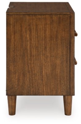 Lyncott Queen Upholstered Bed, Dresser, Mirror and Nightstand - Image 10