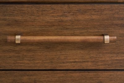 Lyncott Chest of Drawers - Image 7