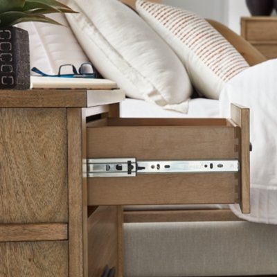 Tomtyn Nightstand - Image 9