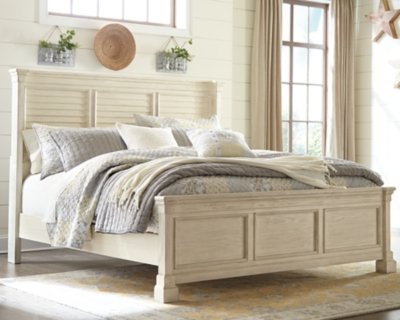 Bolanburg King Panel Bed and Dresser - Image 7