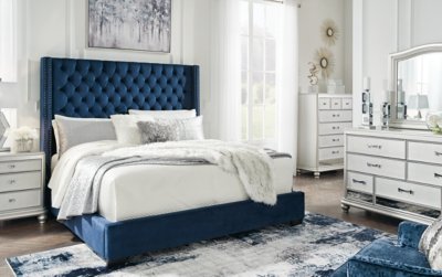 Coralayne Queen Upholstered Bed - Image 8