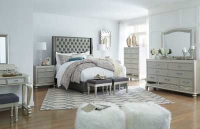 Coralayne King Upholstered Bed - Image 15
