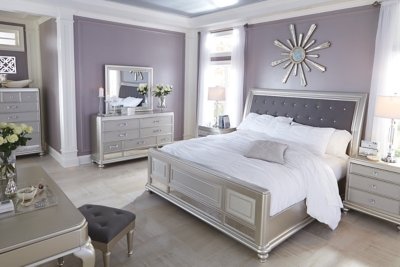 Coralayne King Sleigh Bed - Image 5