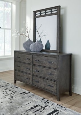 Montillan King Panel Bed, Dresser and Mirror - Image 7